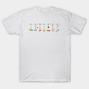 Hanging spring time daisies with lady bird T-Shirt